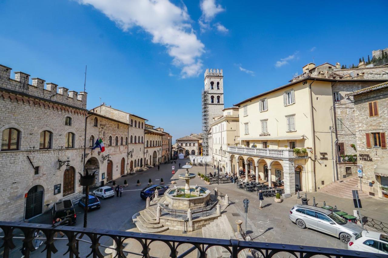 Ogni Finestra E Un Quadro - Appartamento Ad Assisi Exterior foto